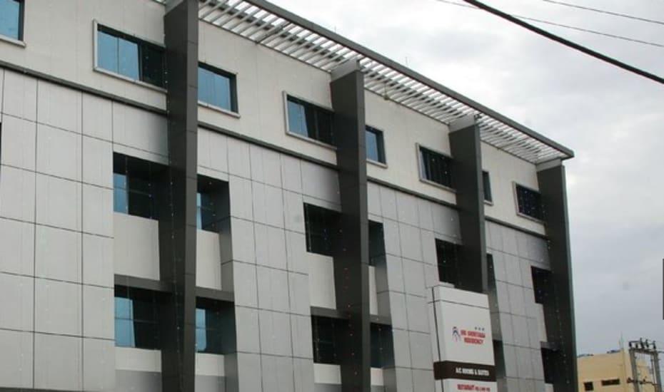 מלון Kadapa Sri Srinivasa Residency מראה חיצוני תמונה